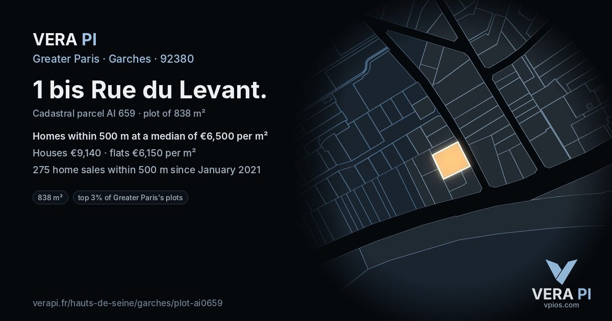 1 bis Rue du Levant, Garches at night – the plot lit, the parcels around coloured by the prices near them