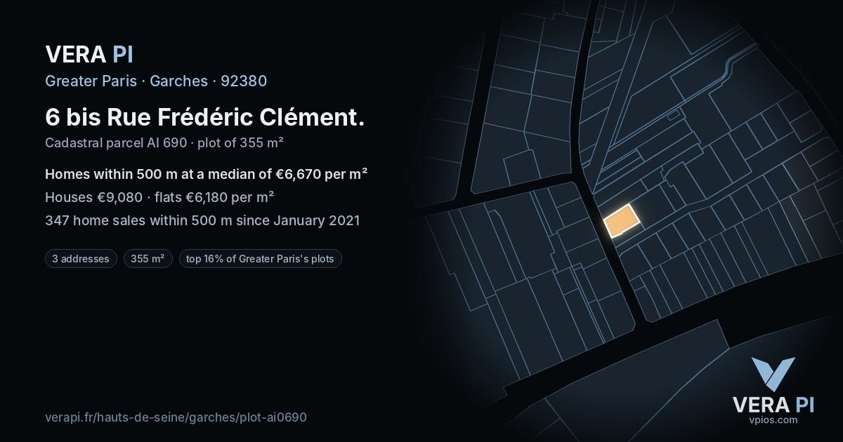 6 bis Rue Frédéric Clément, Garches at night – the plot lit, the parcels around coloured by the prices near them