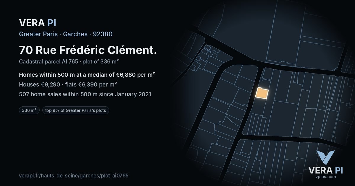 70 Rue Frédéric Clément, Garches at night – the plot lit, the parcels around coloured by the prices near them