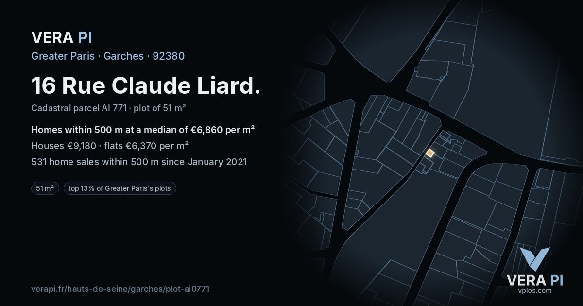 16 Rue Claude Liard, Garches at night – the plot lit, the parcels around coloured by the prices near them