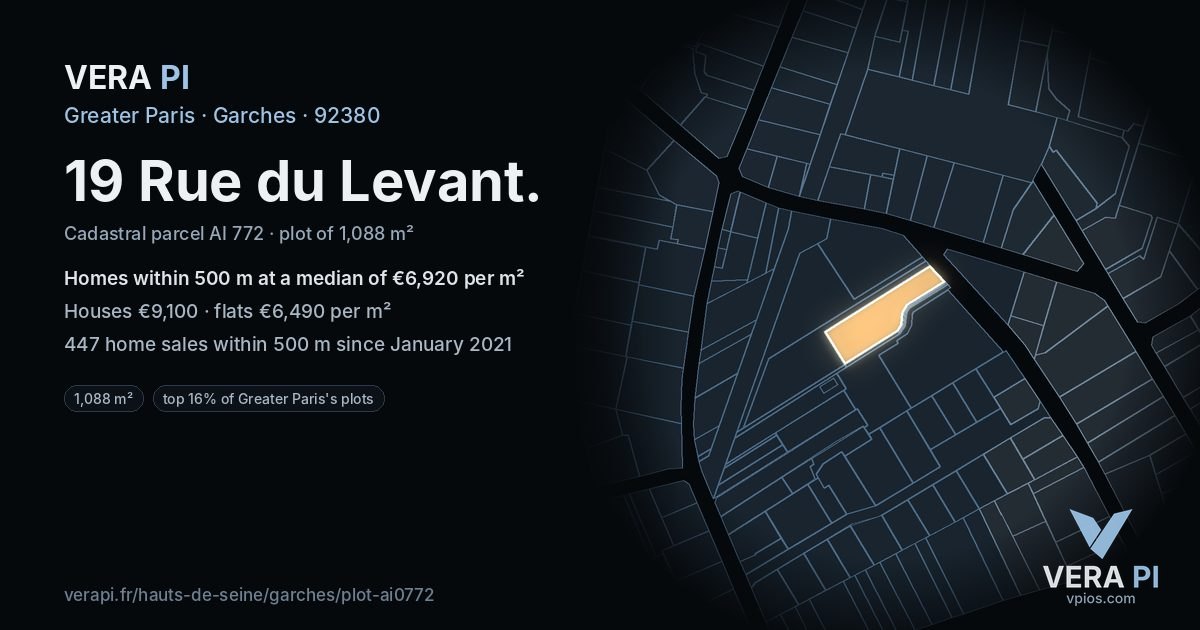 19 Rue du Levant, Garches at night – the plot lit, the parcels around coloured by the prices near them