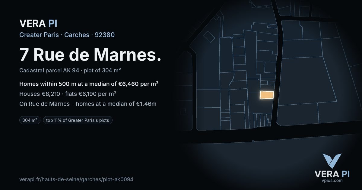 7 Rue de Marnes, Garches at night – the plot lit, the parcels around coloured by the prices near them