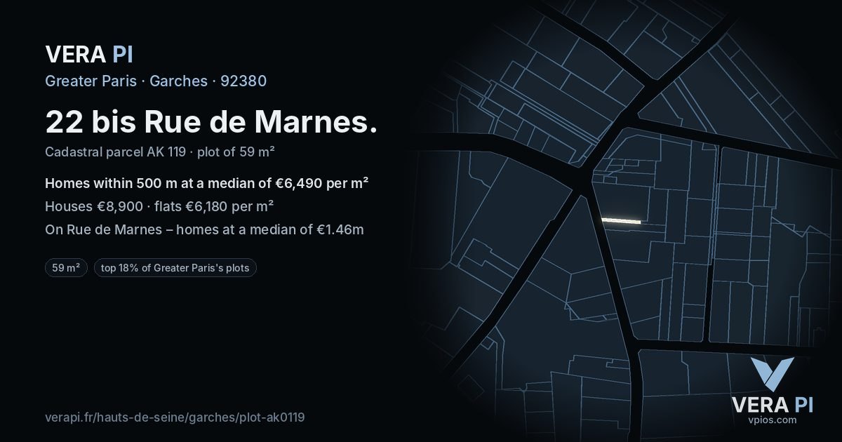 22 bis Rue de Marnes, Garches at night – the plot lit, the parcels around coloured by the prices near them