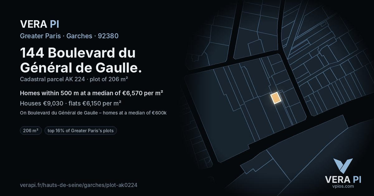 144 Boulevard du Général de Gaulle, Garches at night – the plot lit, the parcels around coloured by the prices near them