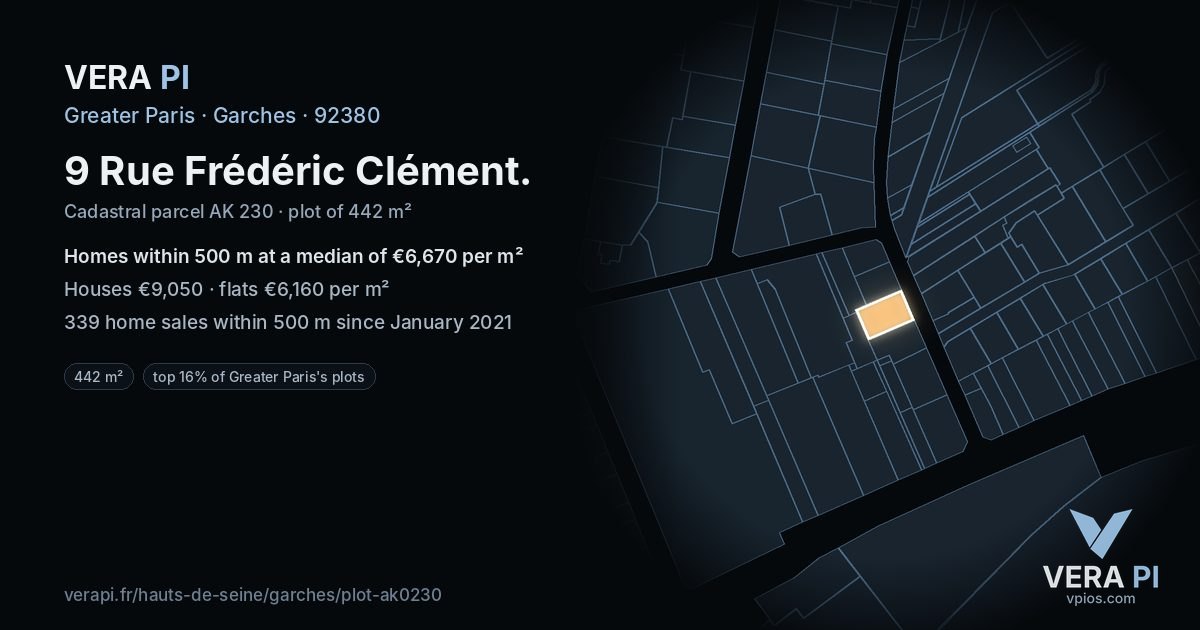 9 Rue Frédéric Clément, Garches at night – the plot lit, the parcels around coloured by the prices near them