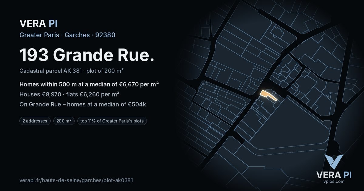 193 Grande Rue, Garches at night – the plot lit, the parcels around coloured by the prices near them