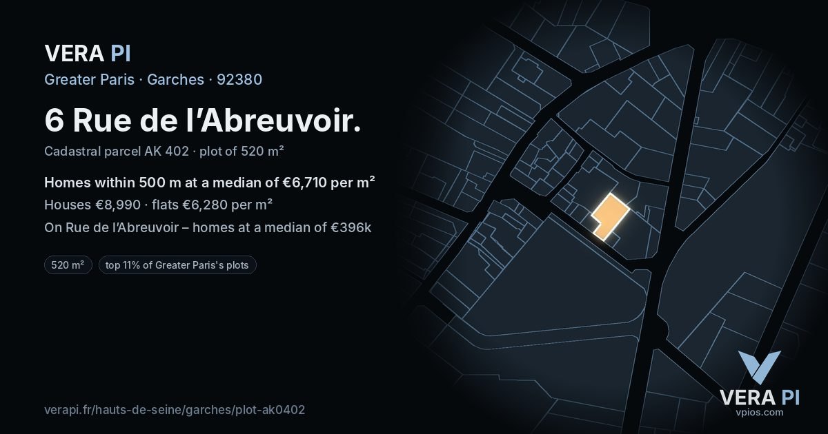 6 Rue de l’Abreuvoir, Garches at night – the plot lit, the parcels around coloured by the prices near them