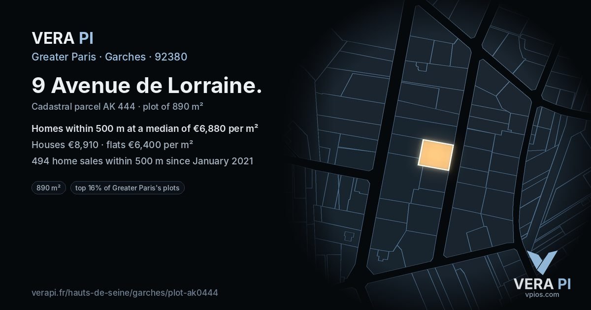 9 Avenue de Lorraine, Garches at night – the plot lit, the parcels around coloured by the prices near them