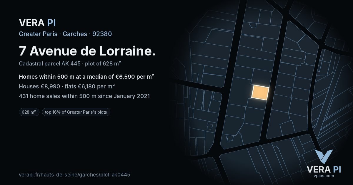 7 Avenue de Lorraine, Garches at night – the plot lit, the parcels around coloured by the prices near them