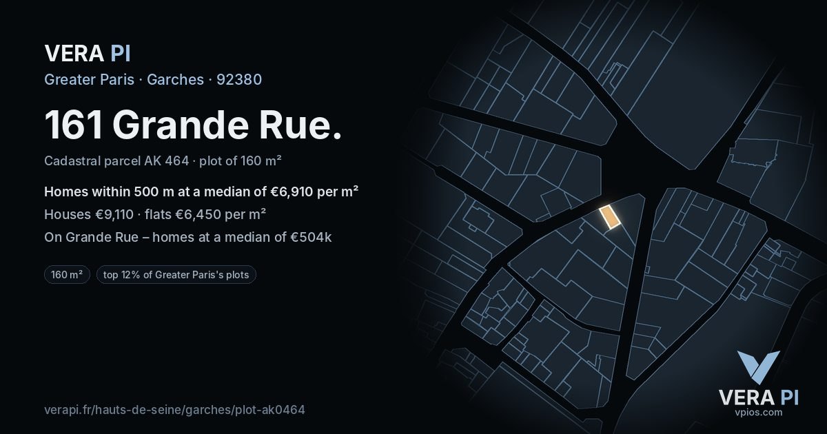 161 Grande Rue, Garches at night – the plot lit, the parcels around coloured by the prices near them