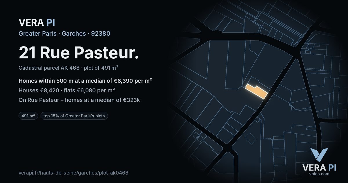 21 Rue Pasteur, Garches at night – the plot lit, the parcels around coloured by the prices near them
