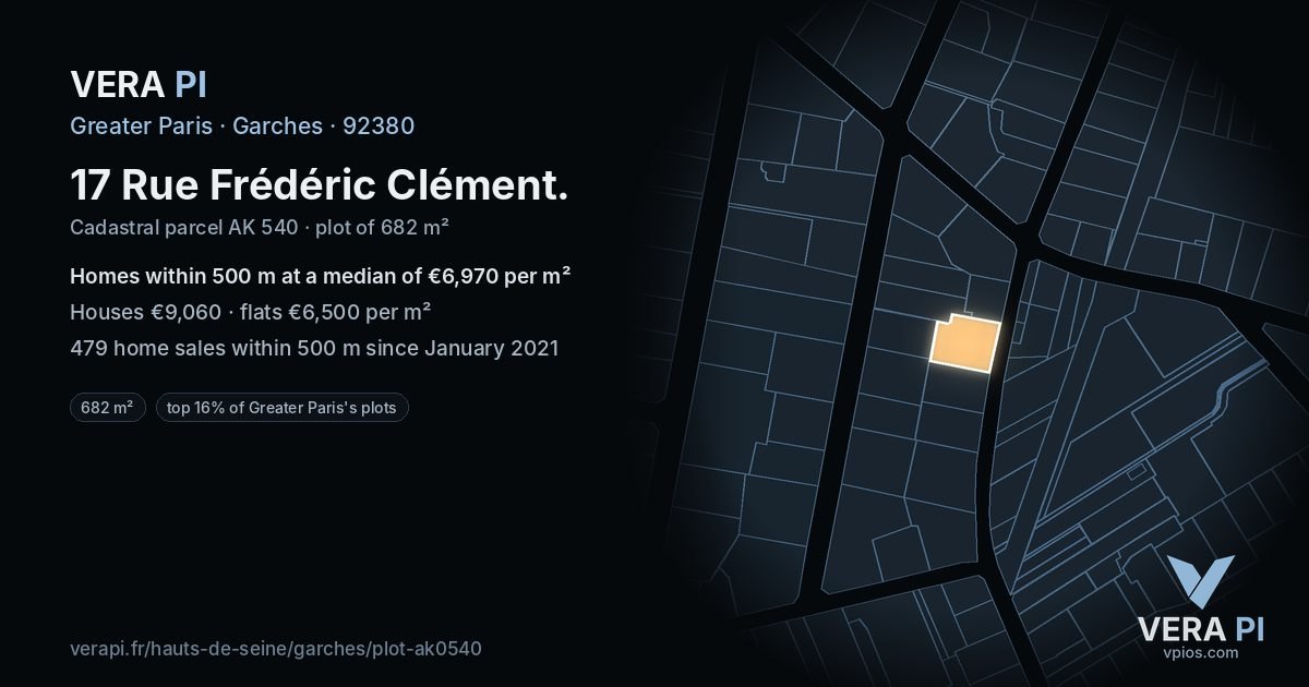 17 Rue Frédéric Clément, Garches at night – the plot lit, the parcels around coloured by the prices near them