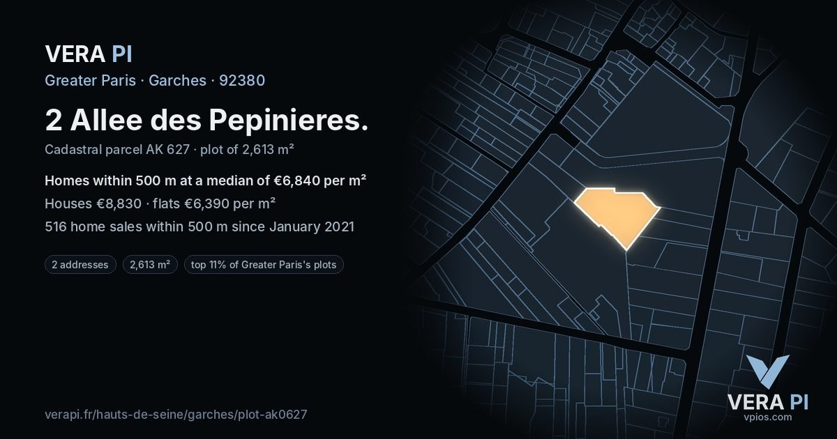 2 Allee des Pepinieres, Garches at night – the plot lit, the parcels around coloured by the prices near them