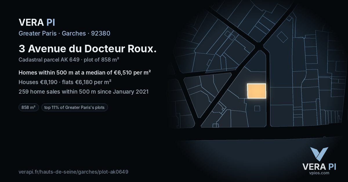3 Avenue du Docteur Roux, Garches at night – the plot lit, the parcels around coloured by the prices near them