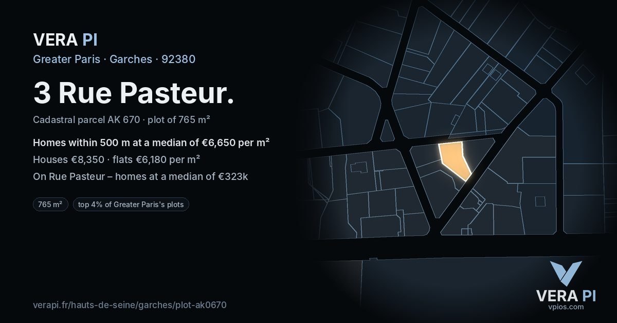 3 Rue Pasteur, Garches at night – the plot lit, the parcels around coloured by the prices near them