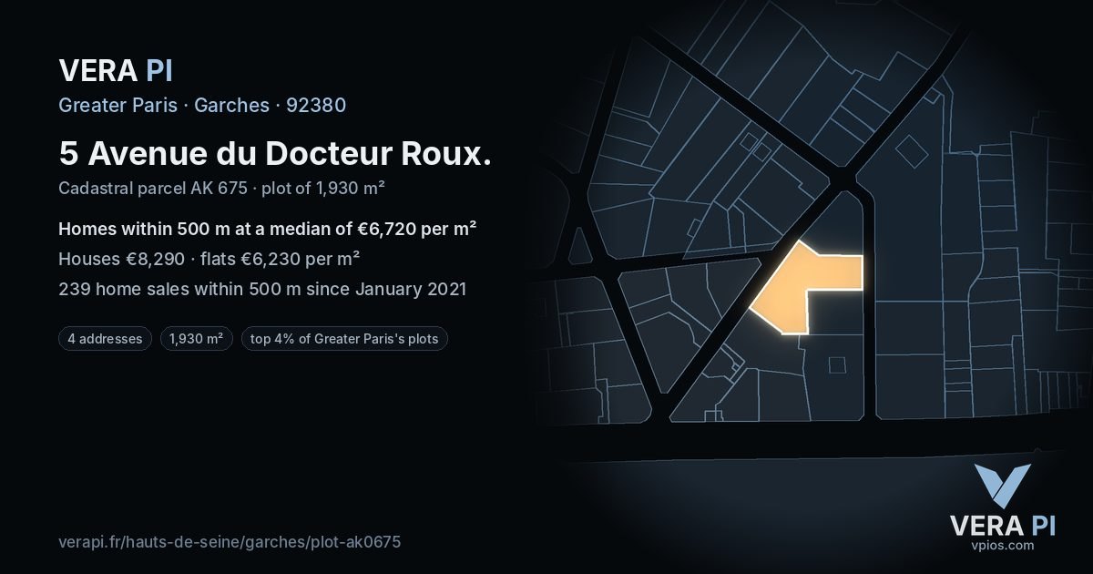 5 Avenue du Docteur Roux, Garches at night – the plot lit, the parcels around coloured by the prices near them