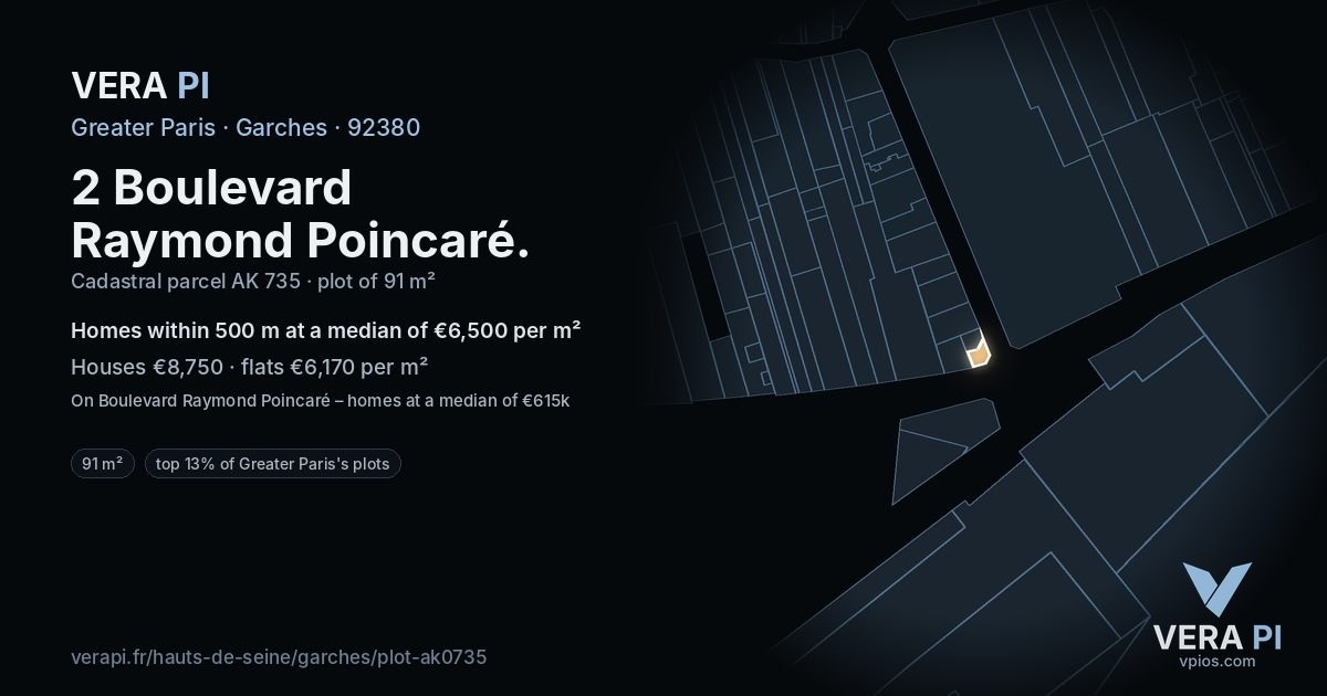 2 Boulevard Raymond Poincaré, Garches at night – the plot lit, the parcels around coloured by the prices near them