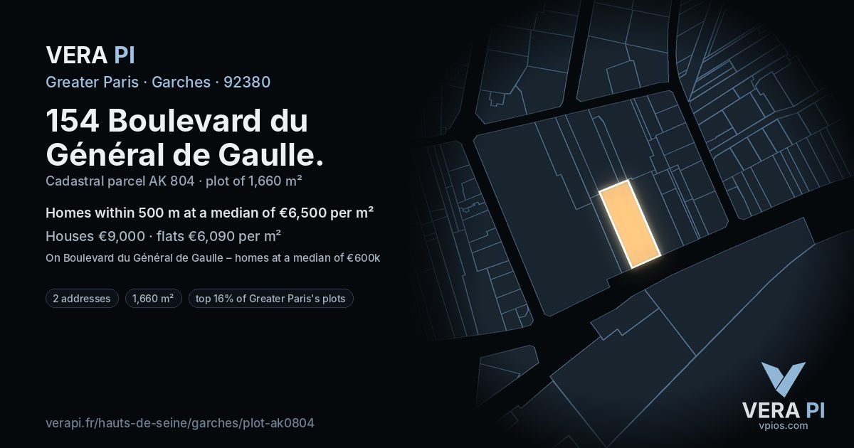 154 Boulevard du Général de Gaulle, Garches at night – the plot lit, the parcels around coloured by the prices near them