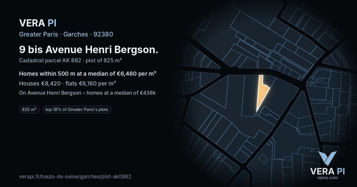 9 bis Avenue Henri Bergson, Garches at night – the plot lit, the parcels around coloured by the prices near them