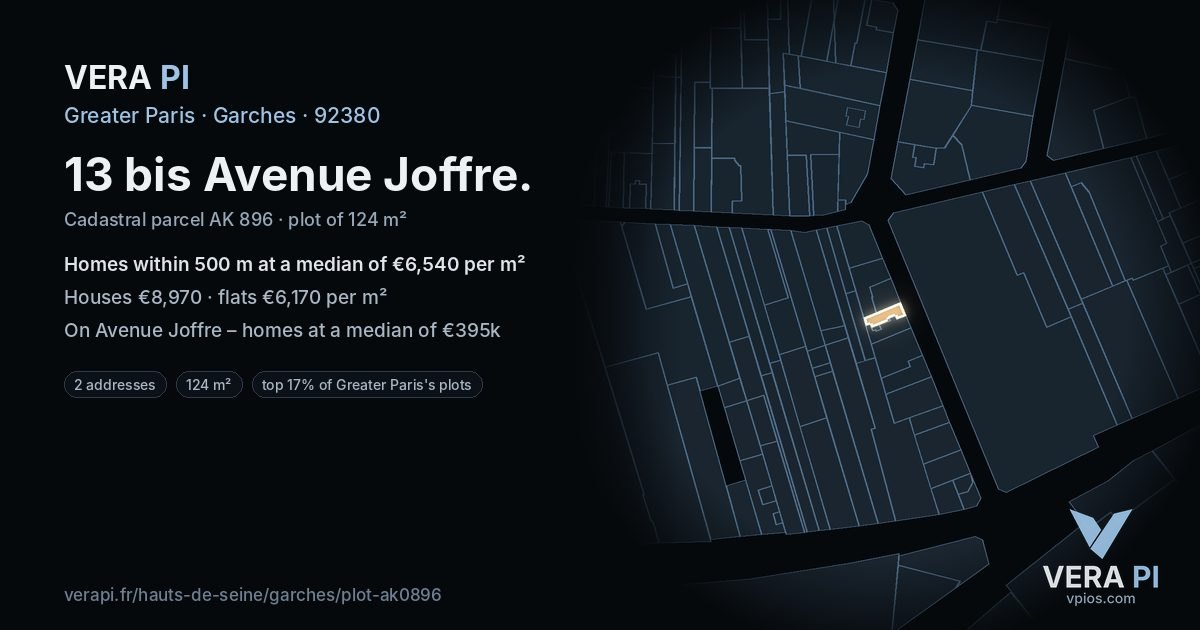 13 bis Avenue Joffre, Garches at night – the plot lit, the parcels around coloured by the prices near them