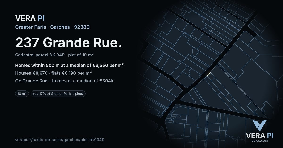 237 Grande Rue, Garches at night – the plot lit, the parcels around coloured by the prices near them