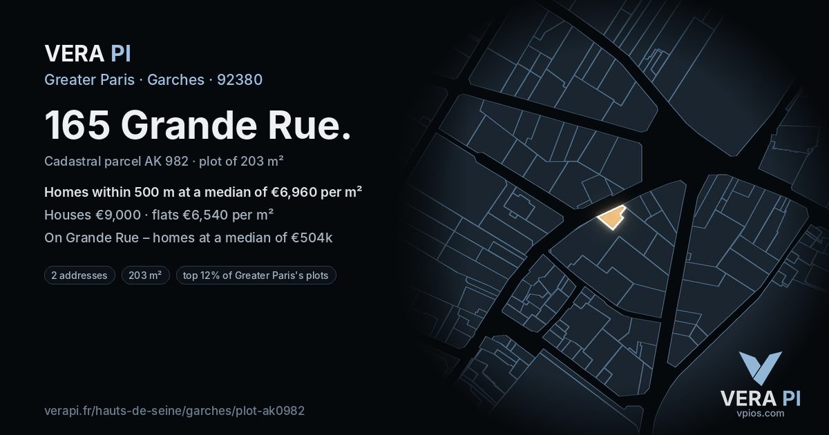 165 Grande Rue, Garches at night – the plot lit, the parcels around coloured by the prices near them