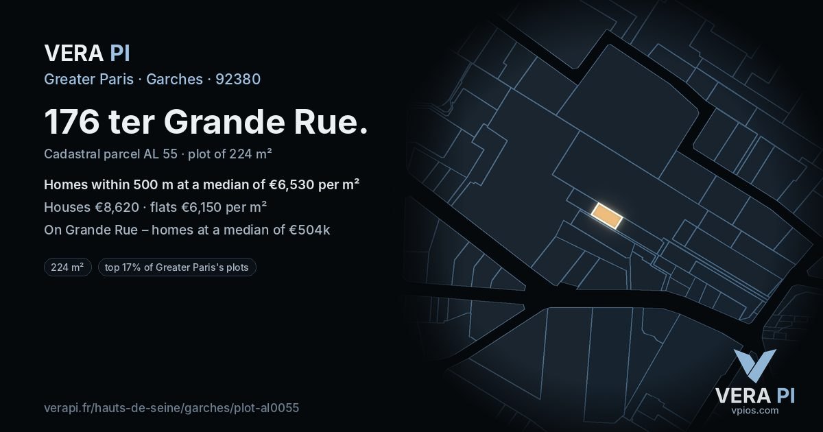 176 ter Grande Rue, Garches at night – the plot lit, the parcels around coloured by the prices near them