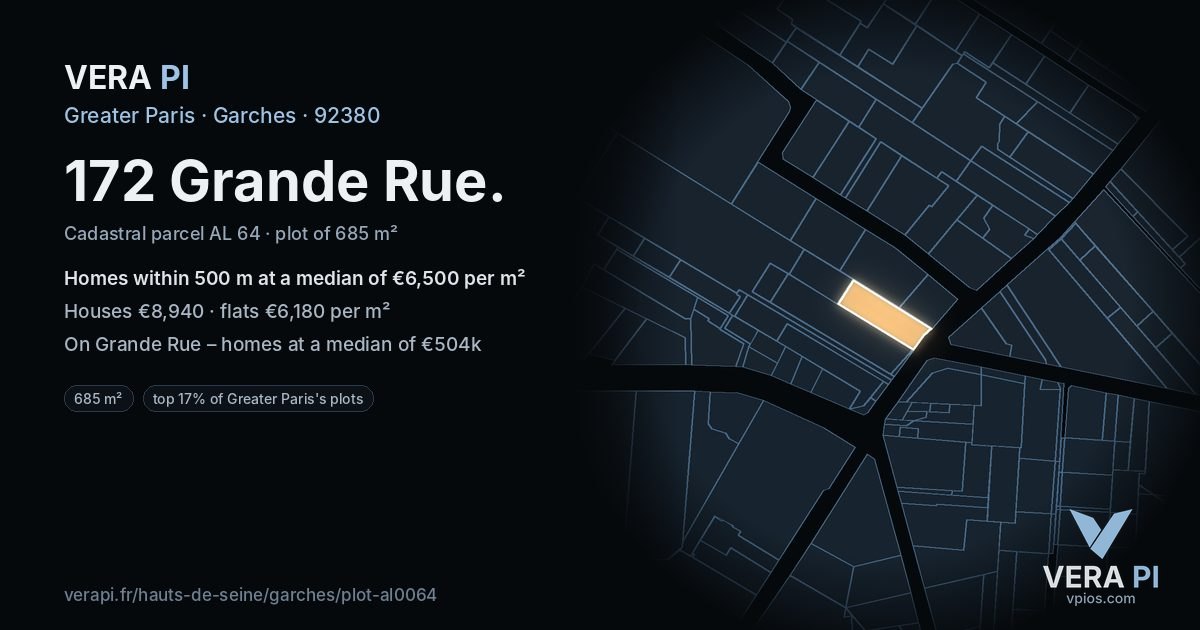172 Grande Rue, Garches at night – the plot lit, the parcels around coloured by the prices near them