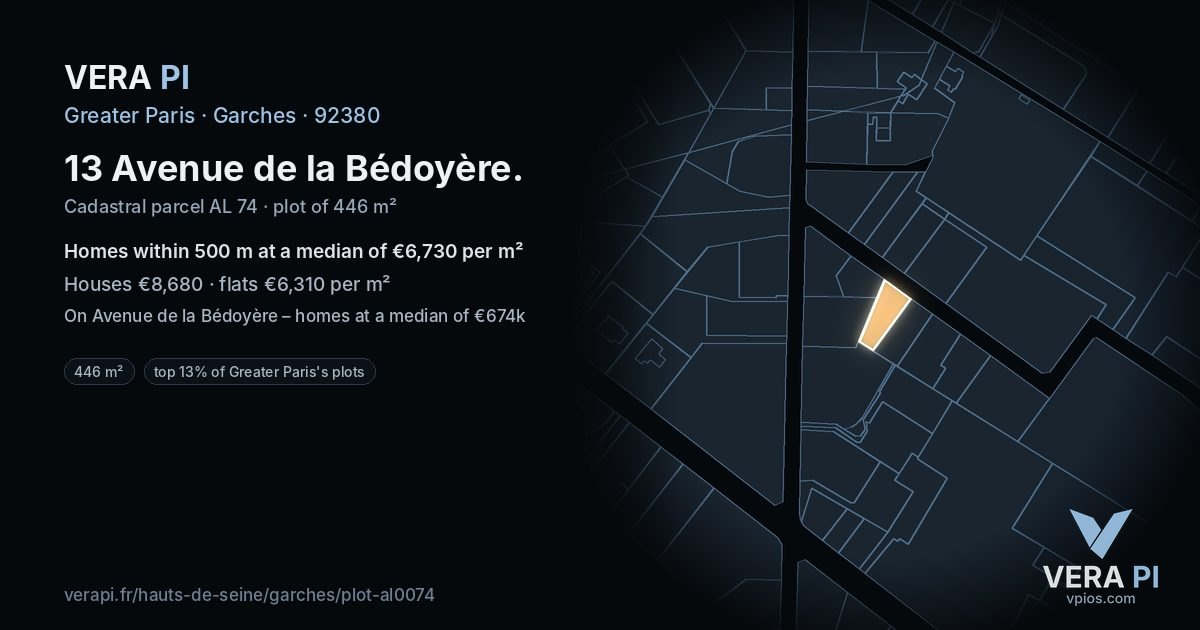 13 Avenue de la Bédoyère, Garches at night – the plot lit, the parcels around coloured by the prices near them
