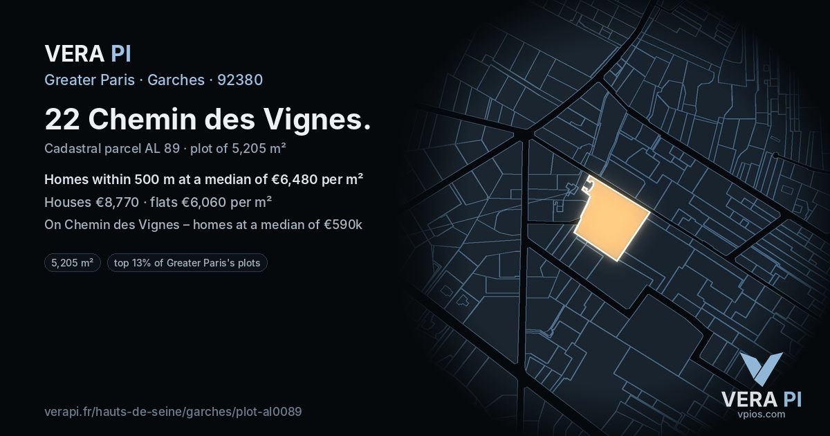 22 Chemin des Vignes, Garches at night – the plot lit, the parcels around coloured by the prices near them