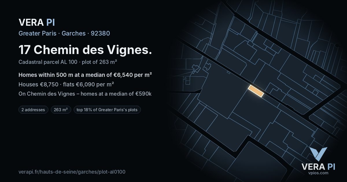 17 Chemin des Vignes, Garches at night – the plot lit, the parcels around coloured by the prices near them