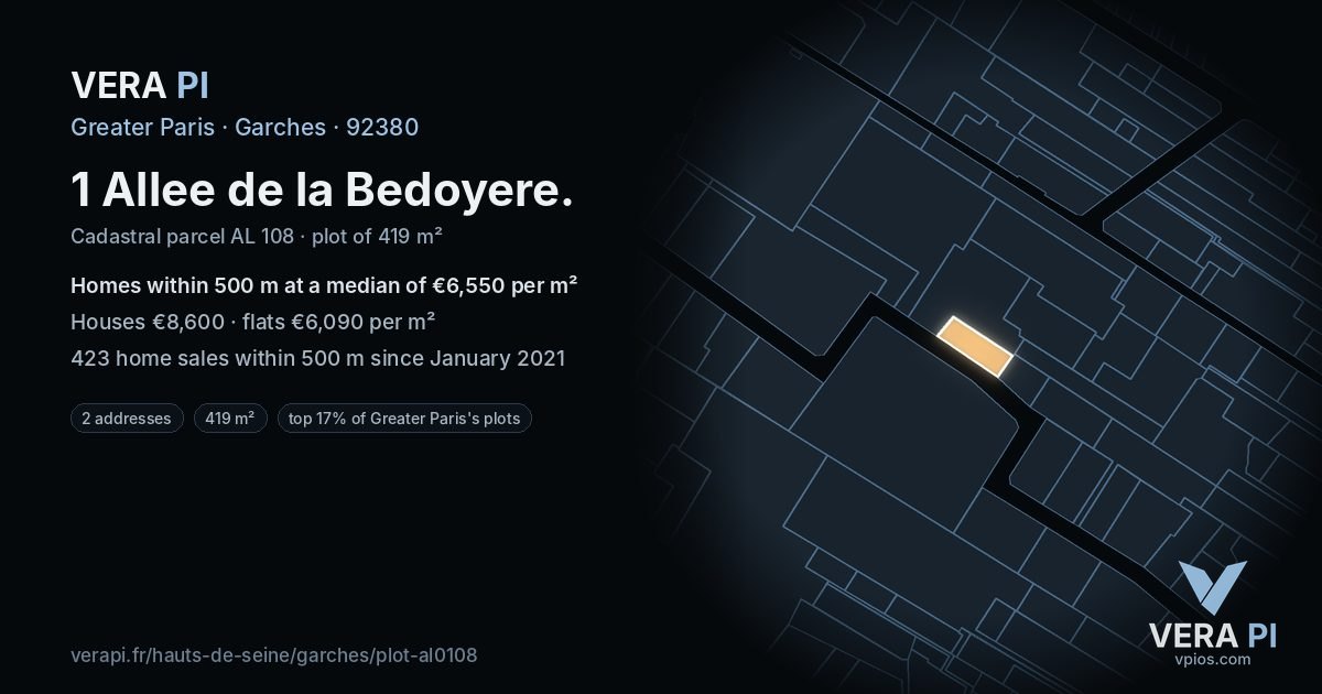 1 Allee de la Bedoyere, Garches at night – the plot lit, the parcels around coloured by the prices near them