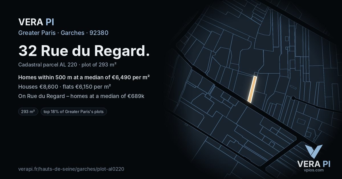 32 Rue du Regard, Garches at night – the plot lit, the parcels around coloured by the prices near them