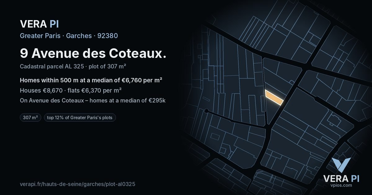 9 Avenue des Coteaux, Garches at night – the plot lit, the parcels around coloured by the prices near them