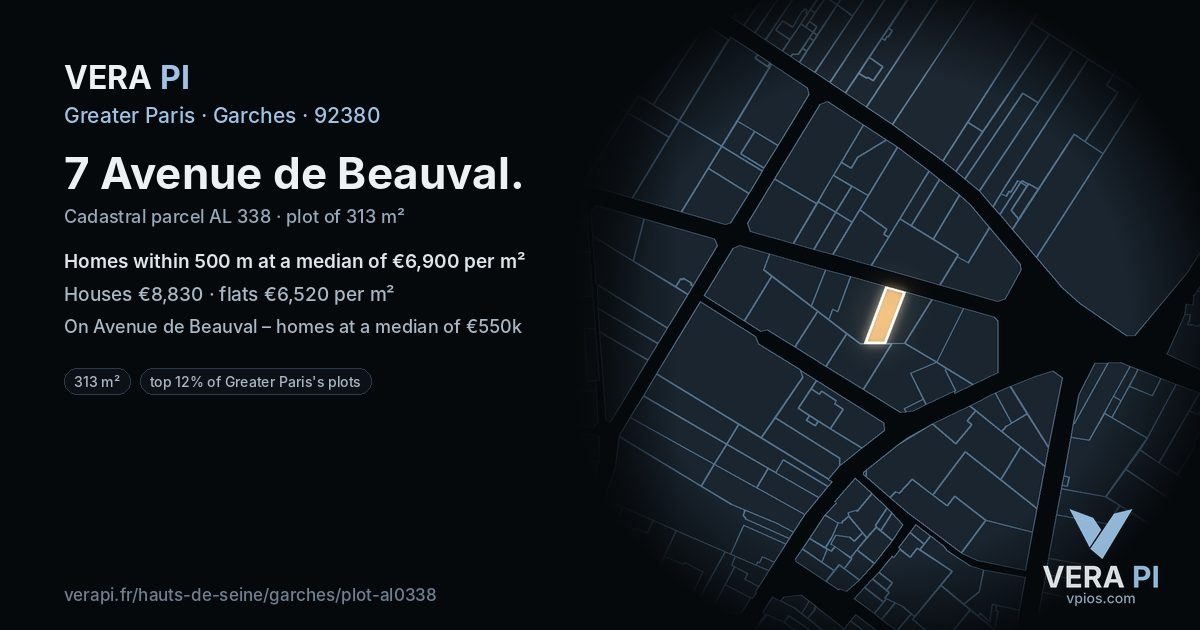 7 Avenue de Beauval, Garches at night – the plot lit, the parcels around coloured by the prices near them