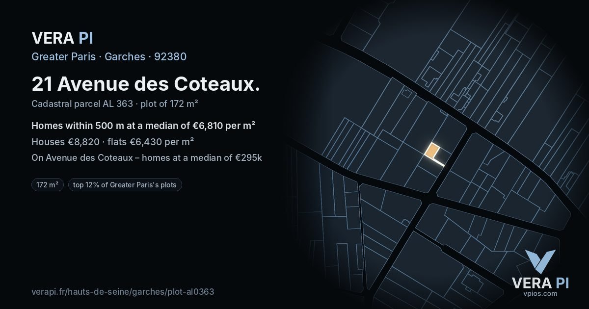 21 Avenue des Coteaux, Garches at night – the plot lit, the parcels around coloured by the prices near them