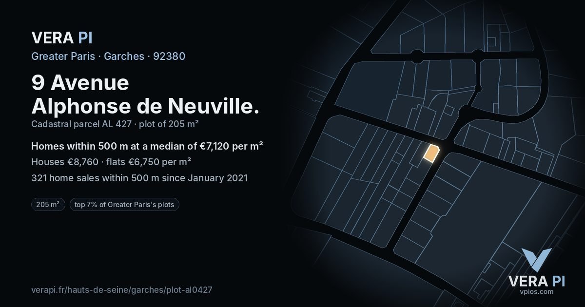 9 Avenue Alphonse de Neuville, Garches at night – the plot lit, the parcels around coloured by the prices near them