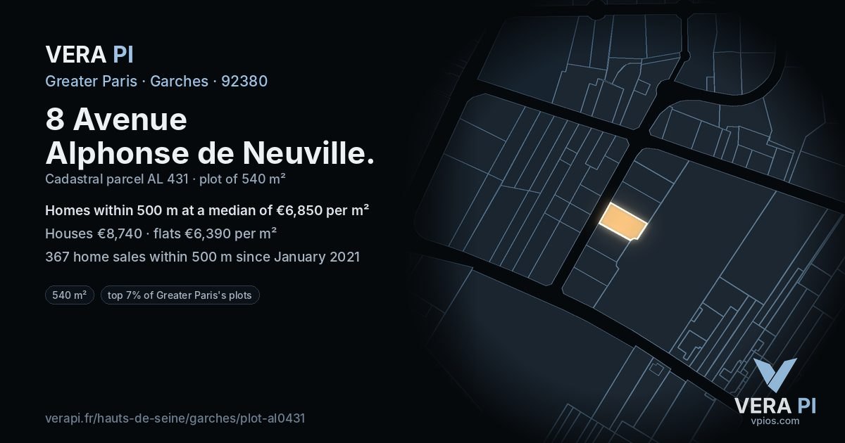 8 Avenue Alphonse de Neuville, Garches at night – the plot lit, the parcels around coloured by the prices near them