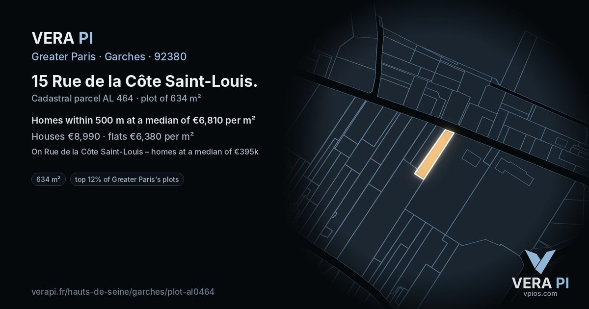 15 Rue de la Côte Saint-Louis, Garches at night – the plot lit, the parcels around coloured by the prices near them