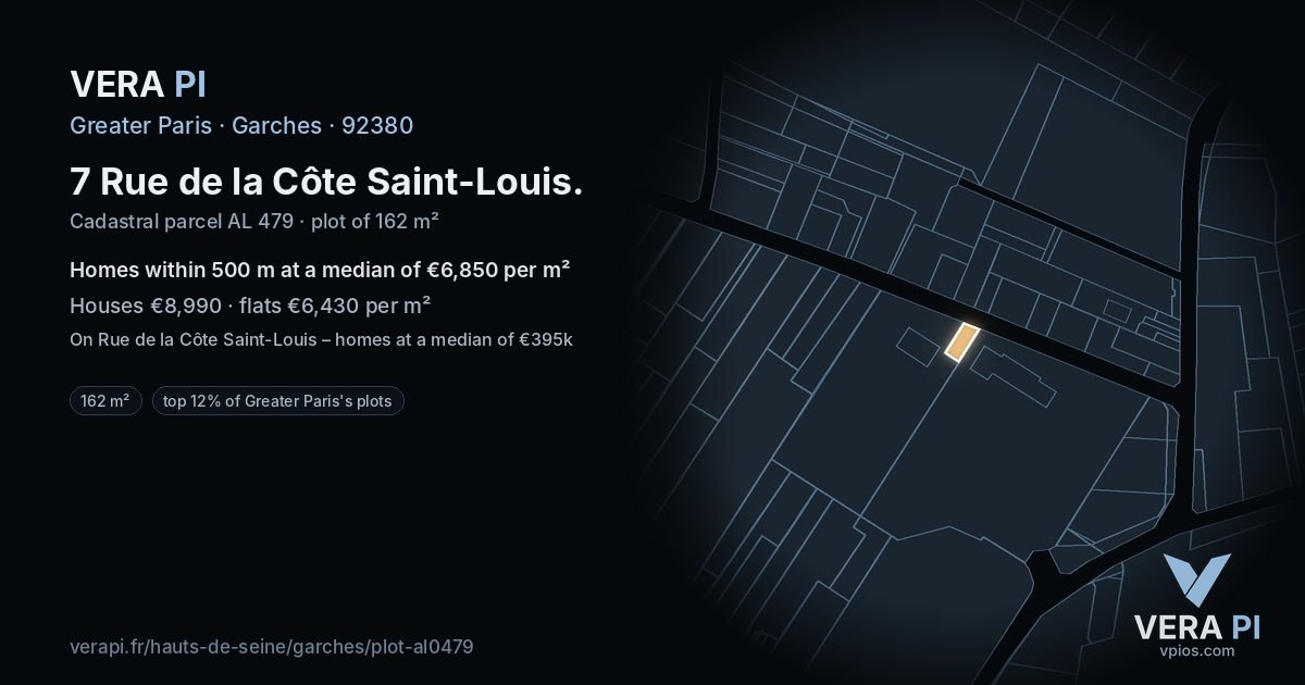 7 Rue de la Côte Saint-Louis, Garches at night – the plot lit, the parcels around coloured by the prices near them