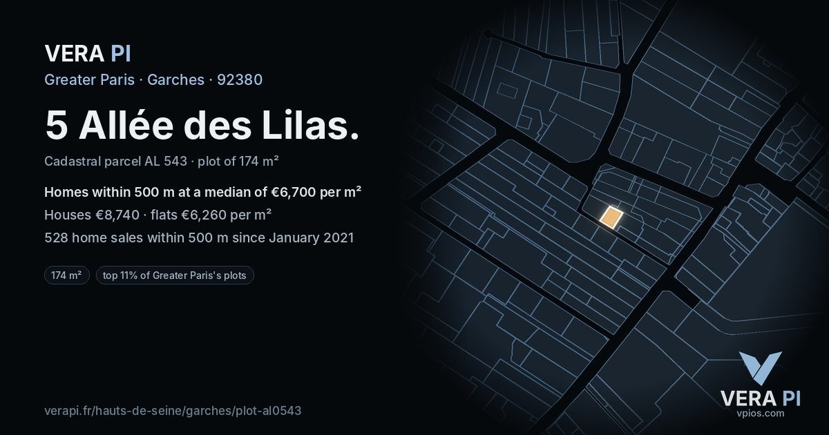 5 Allée des Lilas, Garches at night – the plot lit, the parcels around coloured by the prices near them