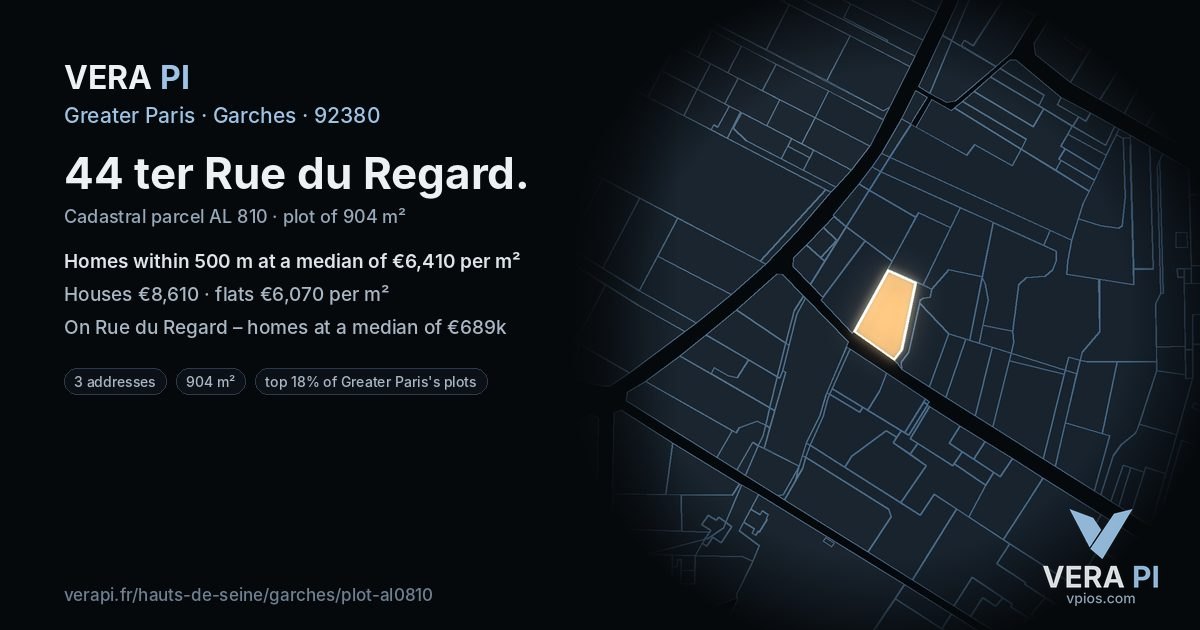 44 ter Rue du Regard, Garches at night – the plot lit, the parcels around coloured by the prices near them