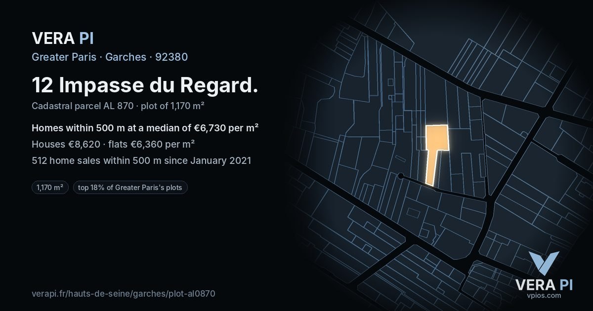 12 Impasse du Regard, Garches at night – the plot lit, the parcels around coloured by the prices near them