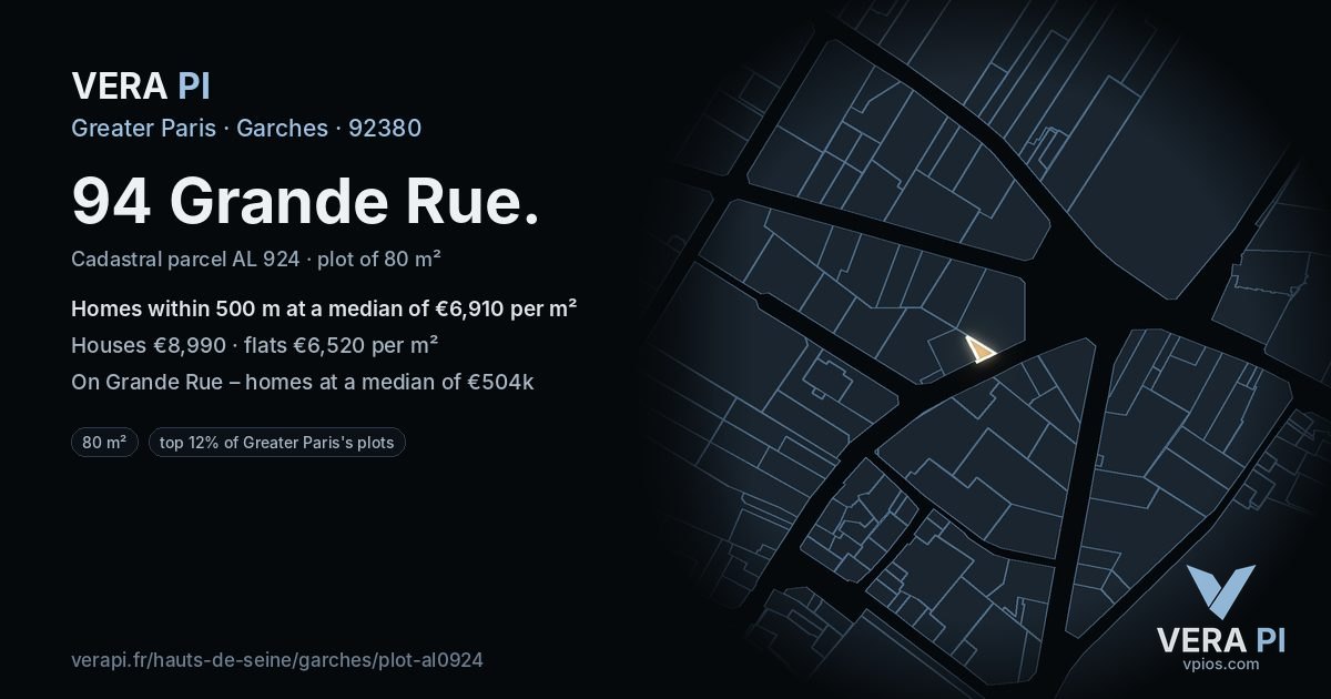 94 Grande Rue, Garches at night – the plot lit, the parcels around coloured by the prices near them
