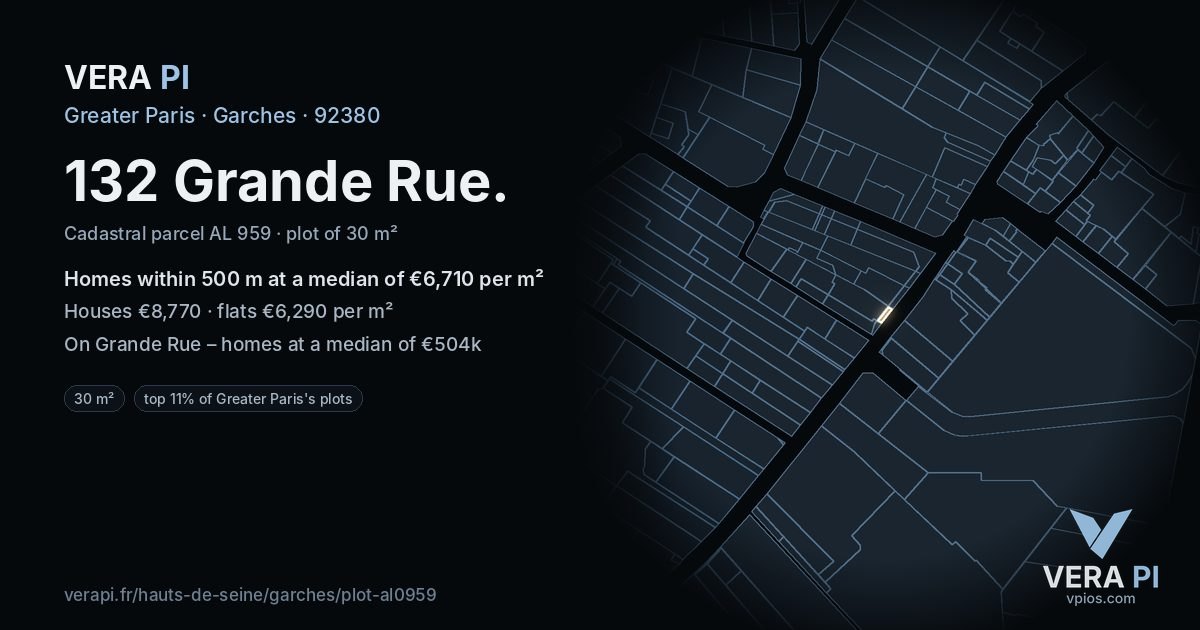 132 Grande Rue, Garches at night – the plot lit, the parcels around coloured by the prices near them