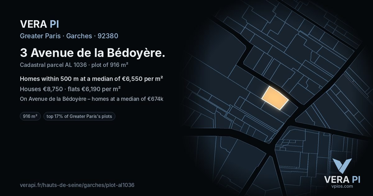 3 Avenue de la Bédoyère, Garches at night – the plot lit, the parcels around coloured by the prices near them