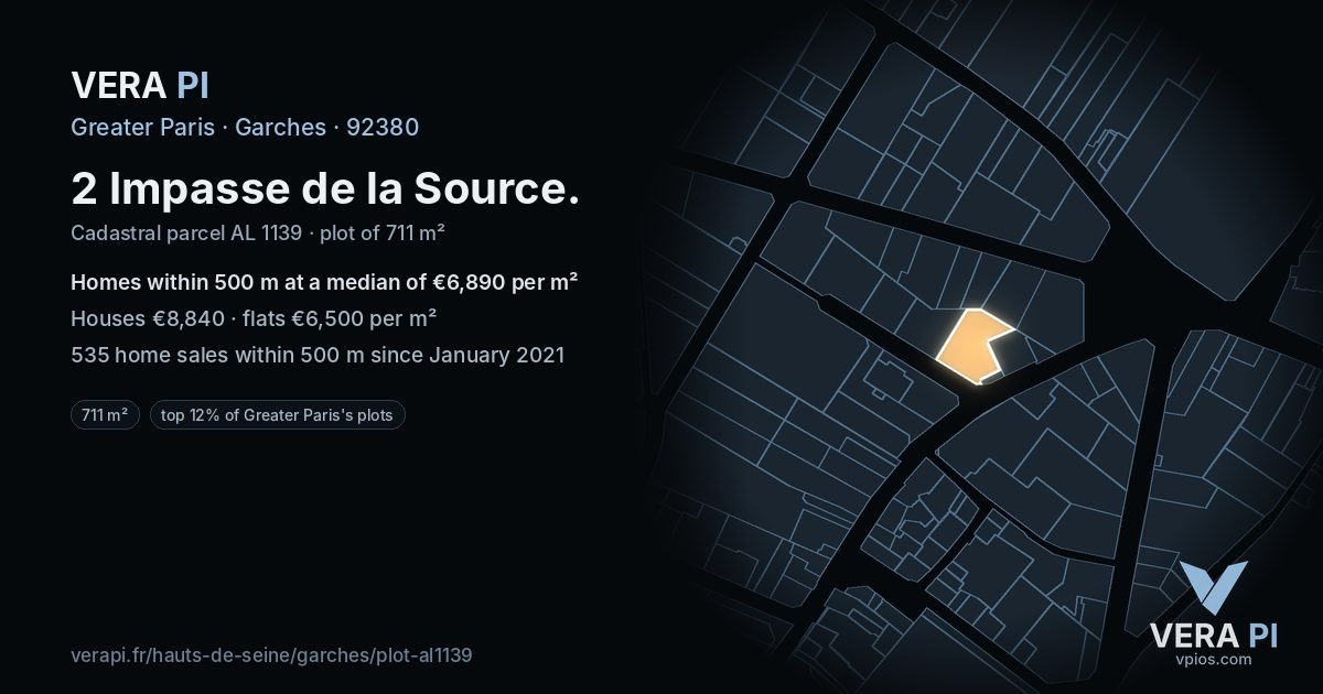 2 Impasse de la Source, Garches at night – the plot lit, the parcels around coloured by the prices near them