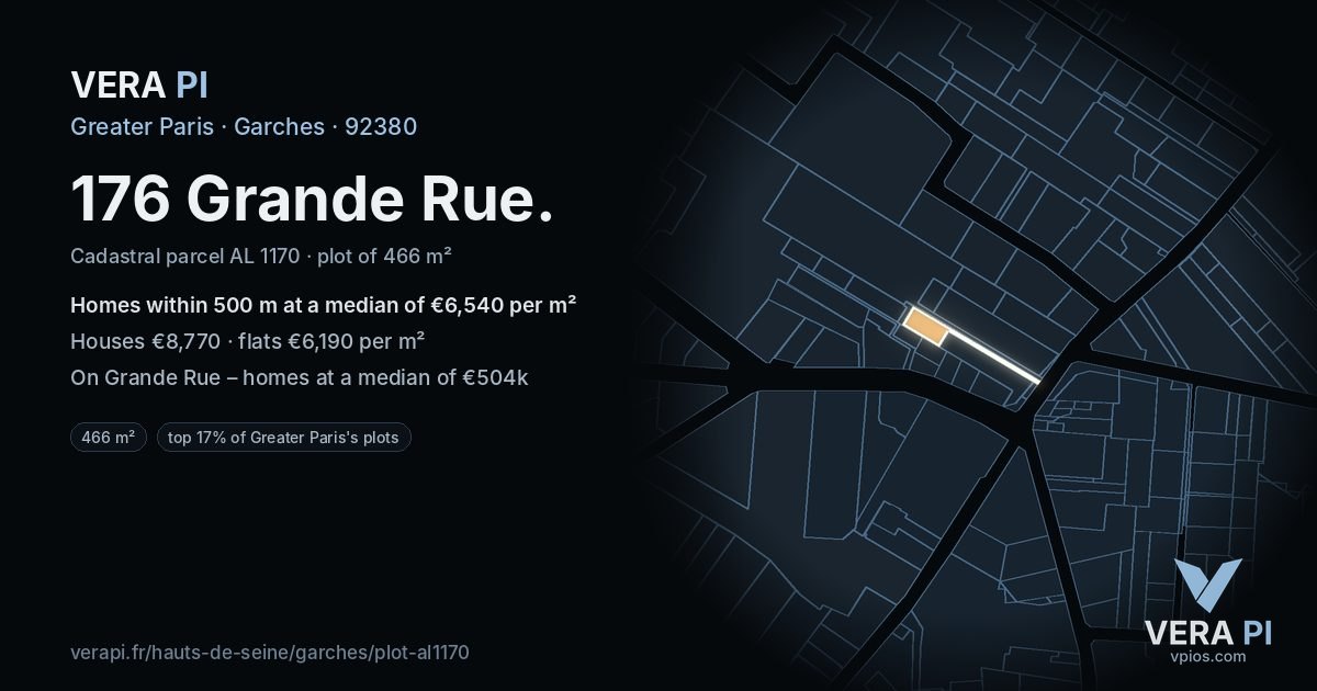 176 Grande Rue, Garches at night – the plot lit, the parcels around coloured by the prices near them