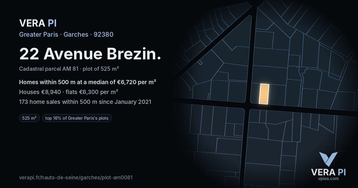 22 Avenue Brezin, Garches at night – the plot lit, the parcels around coloured by the prices near them