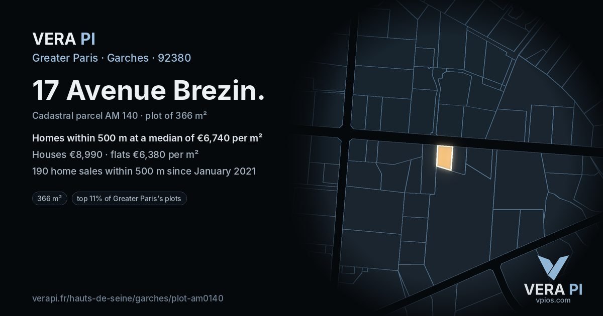 17 Avenue Brezin, Garches at night – the plot lit, the parcels around coloured by the prices near them